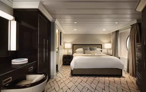 Oceania Cruises R-Class Vista Suite 5