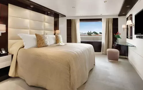 Oceania Cruises Riviera Vista Suite 4