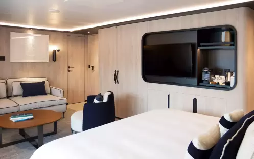 PONANT Le Ponant Alizé Privilège Suite with balcony PONANT Le Ponant Alizé Privilège Suite with balcony
