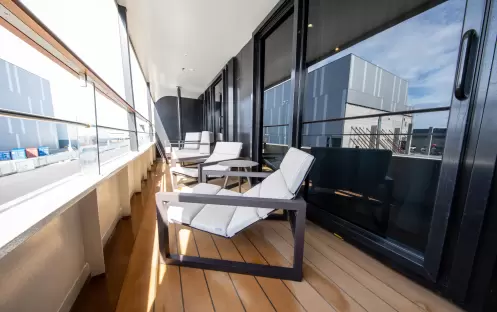 QE World Explorer Superior Suite 9 QE World Explorer Superior Suite 9