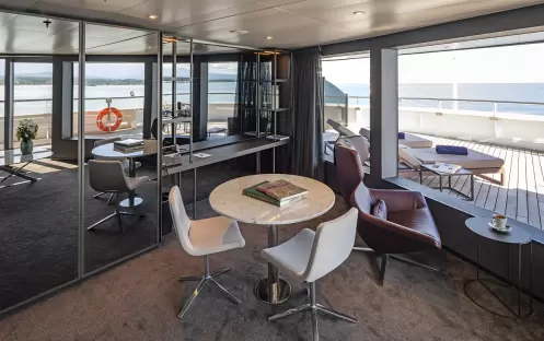 Scenic Eclipse Panorama Suite - Lounge 2
