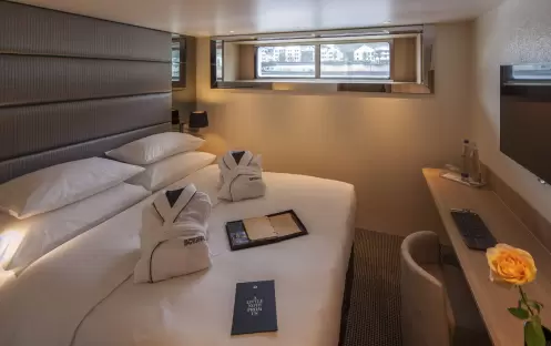 Scenic River Cruises Scenic Jewel Jade Crystal Standard Suite 1