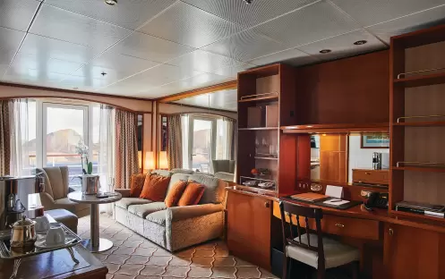 Silver Suite