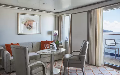 Silversea - Silver Shadow - Medallion Suite