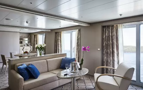 Silversea - Silver Shadow - Owners Suite 2