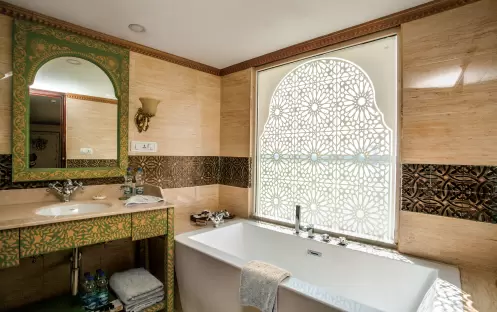 Uniworld Boutique Ganges Voyager II Maharaja Suite 0