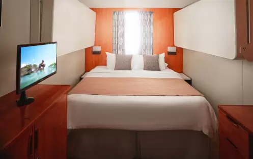 NCL Pride of America 1-Bedroom Obstructed View Family Suite 1
