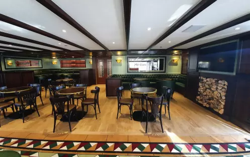 APT Travelmarvel Polaris, Capella & Vega McGearys Bar 1