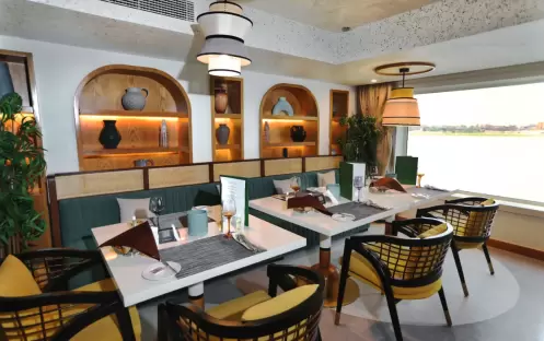 AmaWaterways AmaLilia AmaDahlia Main Restaurant 1 AmaWaterways AmaLilia AmaDahlia Main Restaurant 1
