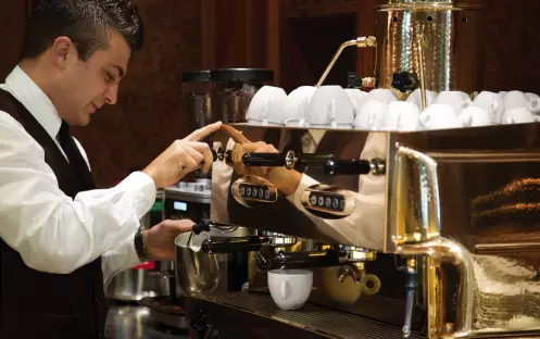 Oceania Cruises The Grand Bar 5