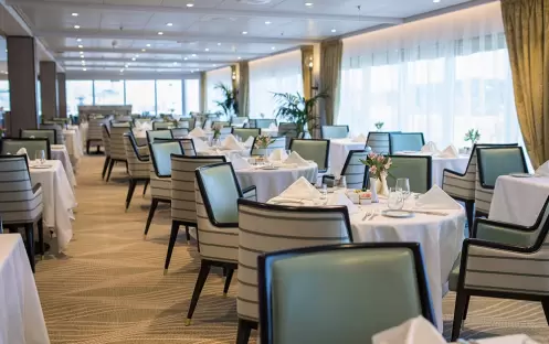 Regent Seven Seas Cruises - Seven Seas Mariner - Sette Mari at La Veranda Regent Seven Seas Cruises - Seven Seas Mariner - Sette Mari at La Veranda