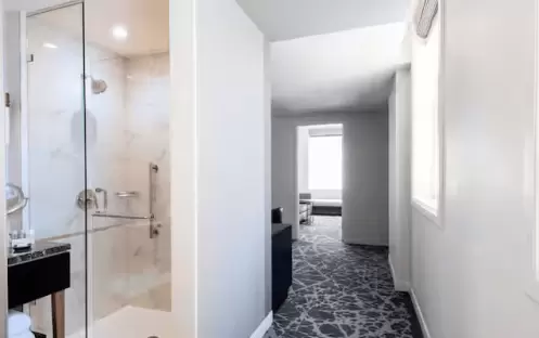 1 King Bed 1 Bedroom Suite