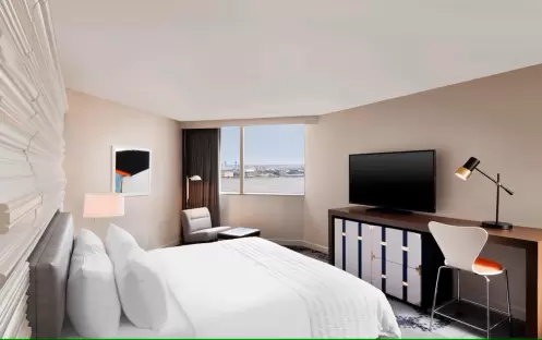 Le Meridian New Orleans - Executive Suite
