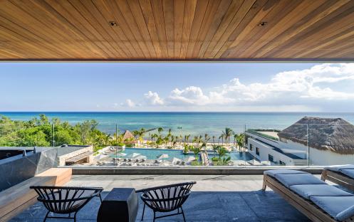 Master Suite Ocean Front Terrace