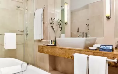 King/Twin Sea View Room Single Bathroom