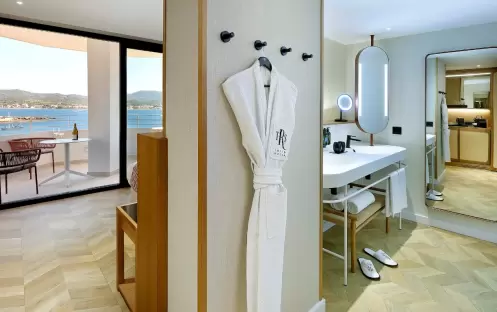 Deluxe Sea View Deluxe Sea View