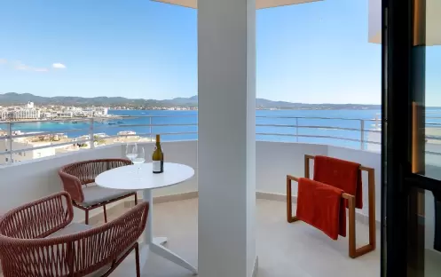 Deluxe Sea View Deluxe Sea View