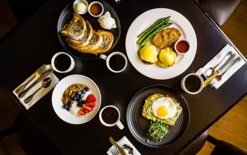 Breakfast & Brunch
