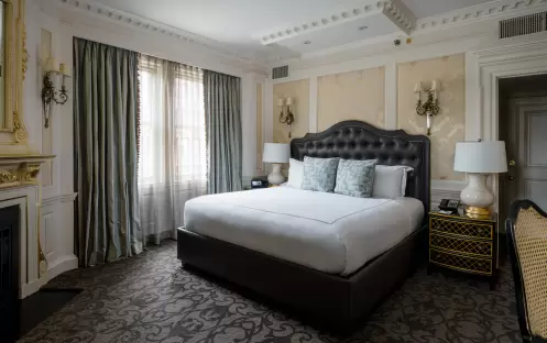 Judy Garland Suite Bed
