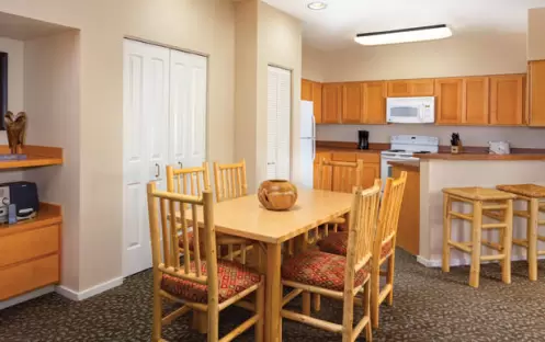 One Bedroom Mobility w/Roll-In Shower/Visual Assist One Bedroom Mobility w/Roll-In Shower/Visual Assist