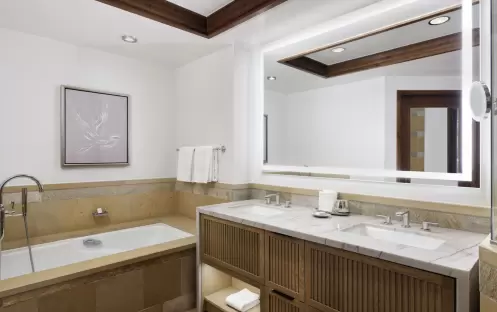 Valley-View One-Bedroom Suite