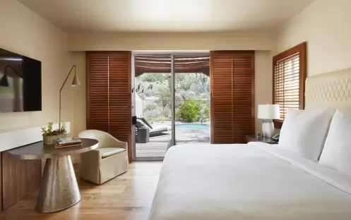 Kiva Plunge Pool Suite One Bedroom