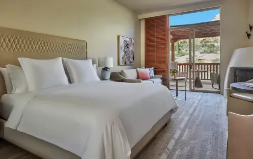 Deluxe Casita King Double