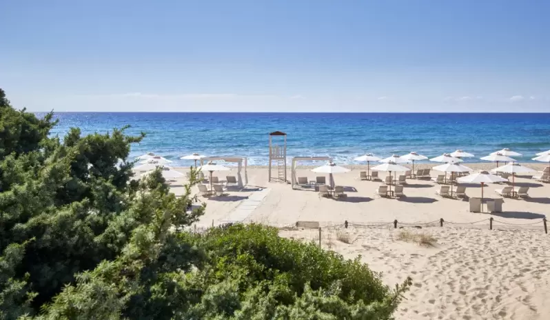 Baia di Chia Resort Sardinia, Beach