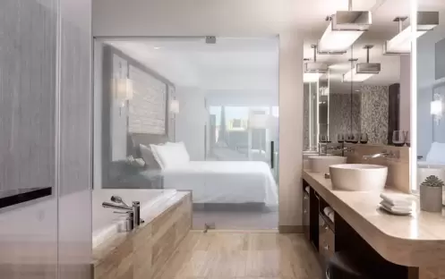 Panorama Strip View One Bedroom Suite-1 King Panorama Strip View One Bedroom Suite-1 King