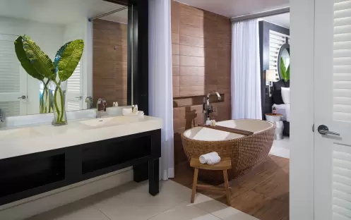 S Hotel Jamaica - Ocean View Junior Suite Double Bathroom