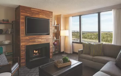 Deluxe Suite