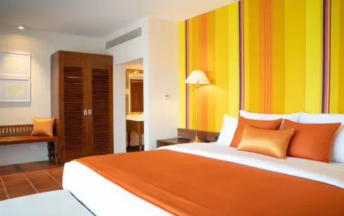 Deluxe Ocean View Suite