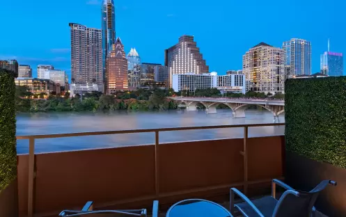 1 King Bed River View Patio Night 1 King Bed River View Patio Night