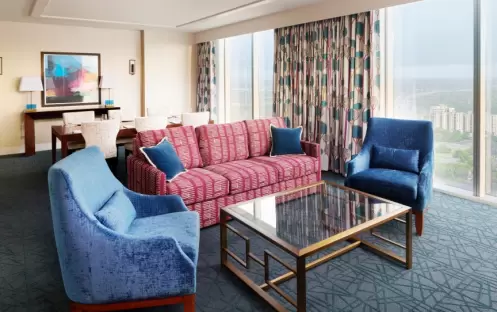 Grand Suite Living