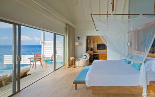 Centara Grand Island Maldives - Club Sunset Overwater Pool Villa - Bedroom
