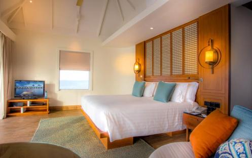 Centara Grand Island Maldives - Sunrise Overwater Villa Bedroom Full