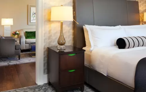 Suite, 2 Queen(s), Sofa bed