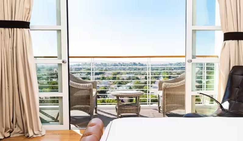 Cameo Beverly Hills Room View
