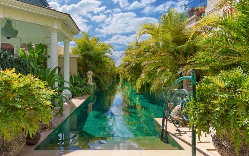 1 Bedroom River Villa With Private Heated Pool, Rio