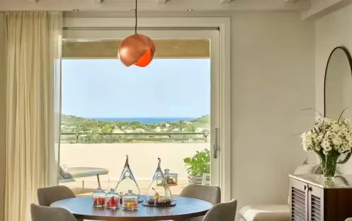 Deluxe Suite with Sea View Tholos Deluxe Suite with Sea View Tholos