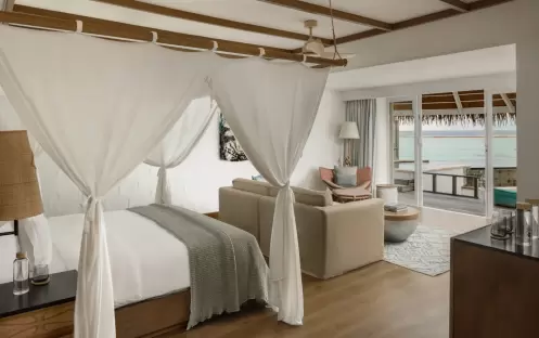 Water Villa with Pool, Bedroom