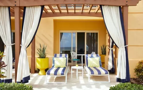 Lanai Terrace King