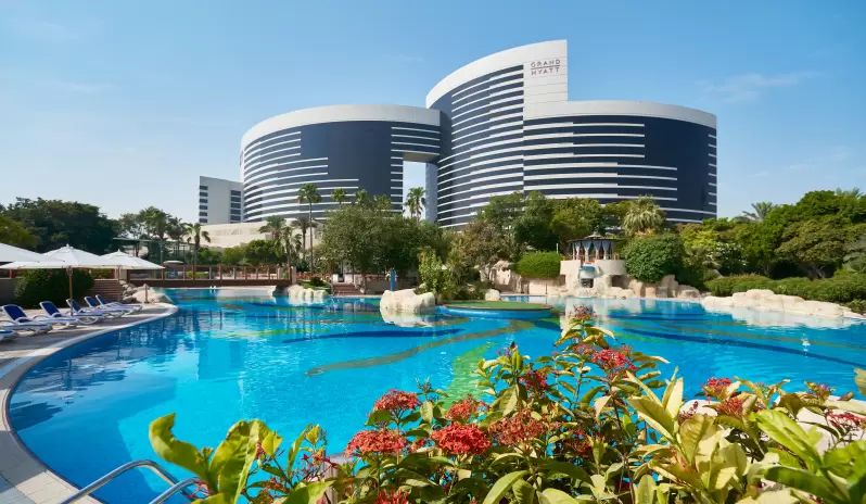 Grand Hyatt Dubai, Pool