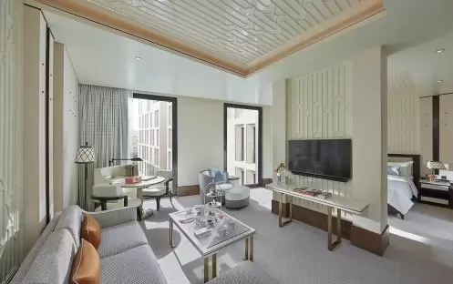 Studio Suite, Living Area