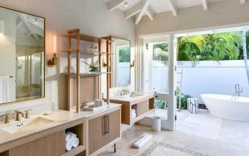 Estate Suite Bathroom