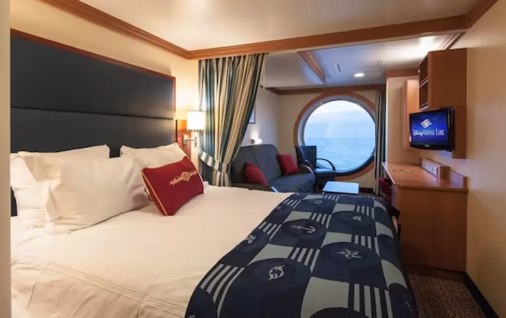 Deluxe Family Oceanview Stateroom