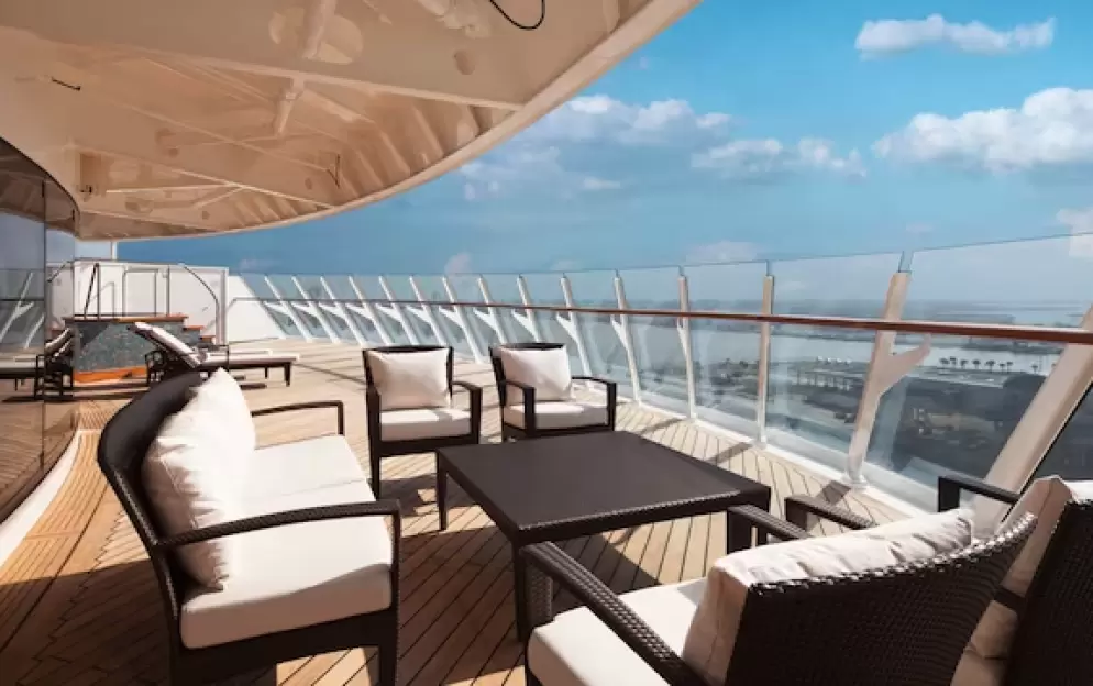 Concierge Royal Suite with Verandah
