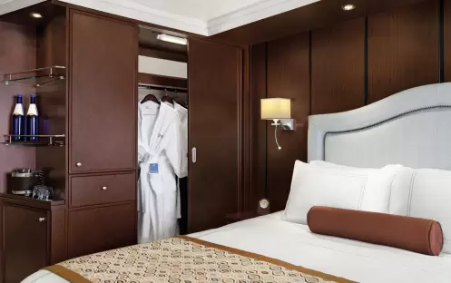 Oceania Marina - Inside Stateroom 4