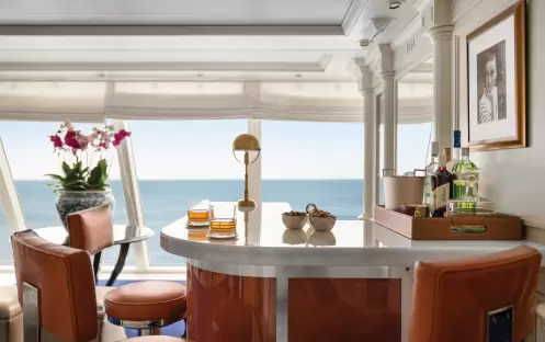 Oceania Marina - Owners Suite 9