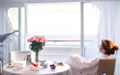 Oceania Nautica - Owners Suite 8